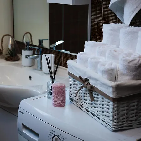 Lovrich * Τρογκίρ