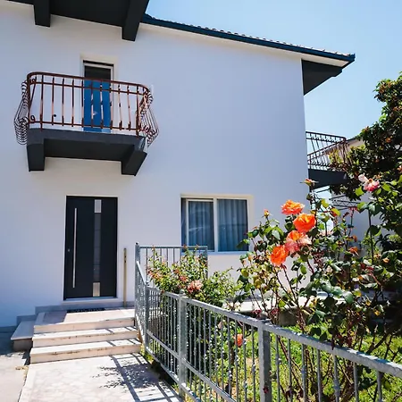 Lovrich Διαμέρισμα *