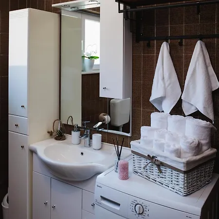 Lovrich Apartment Trogir